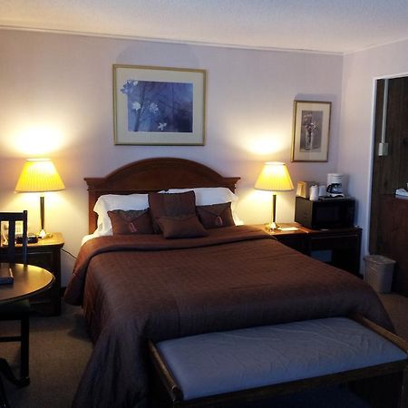 All Seasons Motel Ludlow Exteriér fotografie
