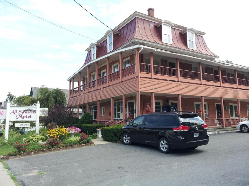 All Seasons Motel Ludlow Exteriér fotografie