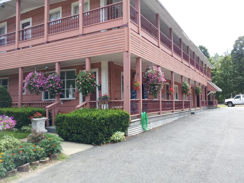 All Seasons Motel Ludlow Exteriér fotografie